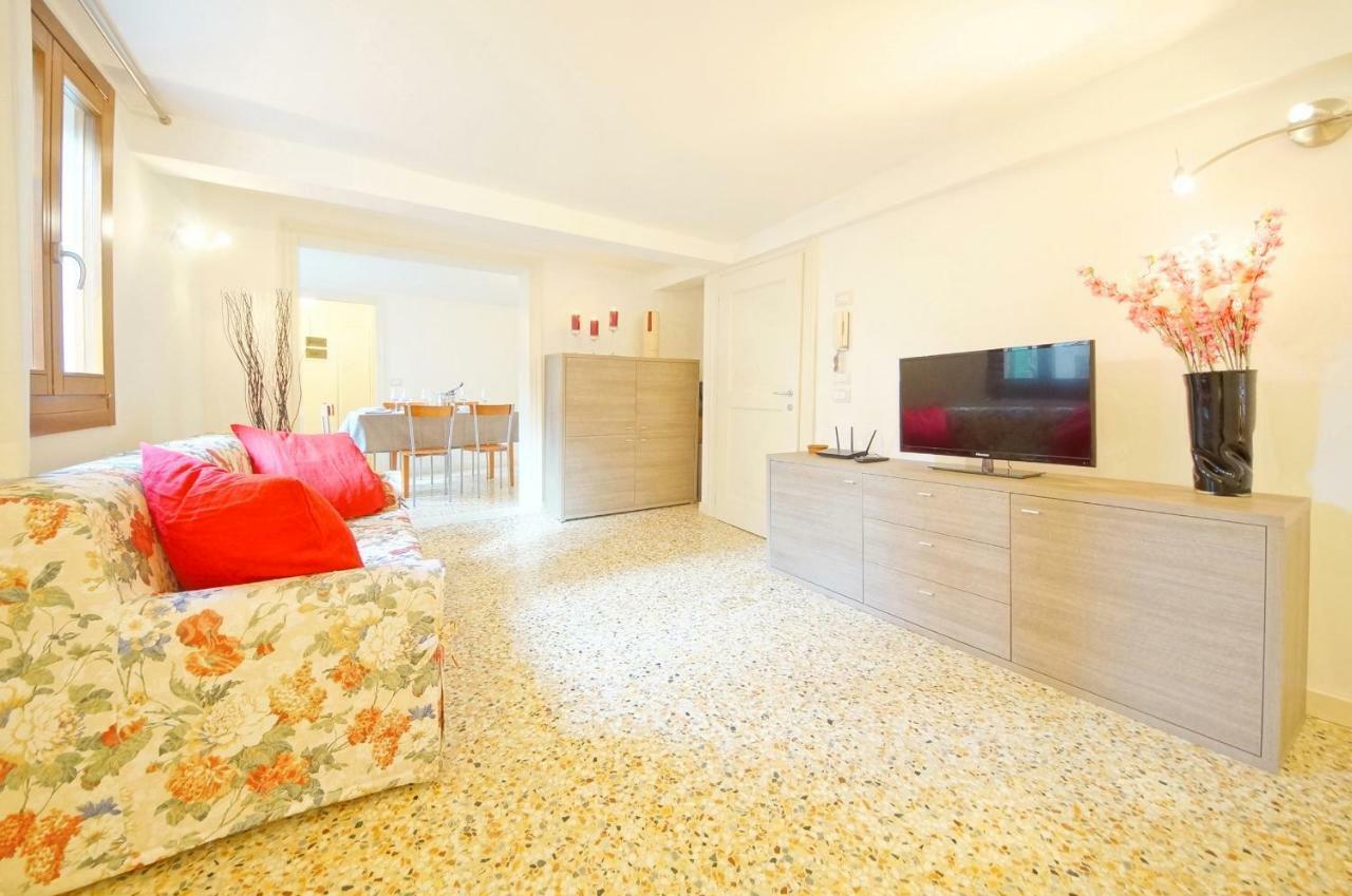 Sant'Aponal Apartment Rialto Venise Extérieur photo